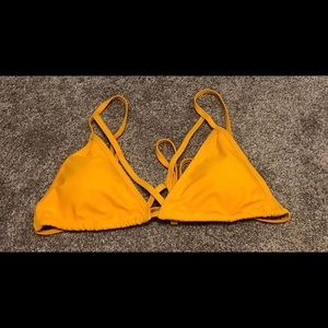 Cupshe swim top (SOLD ON CURTSY)